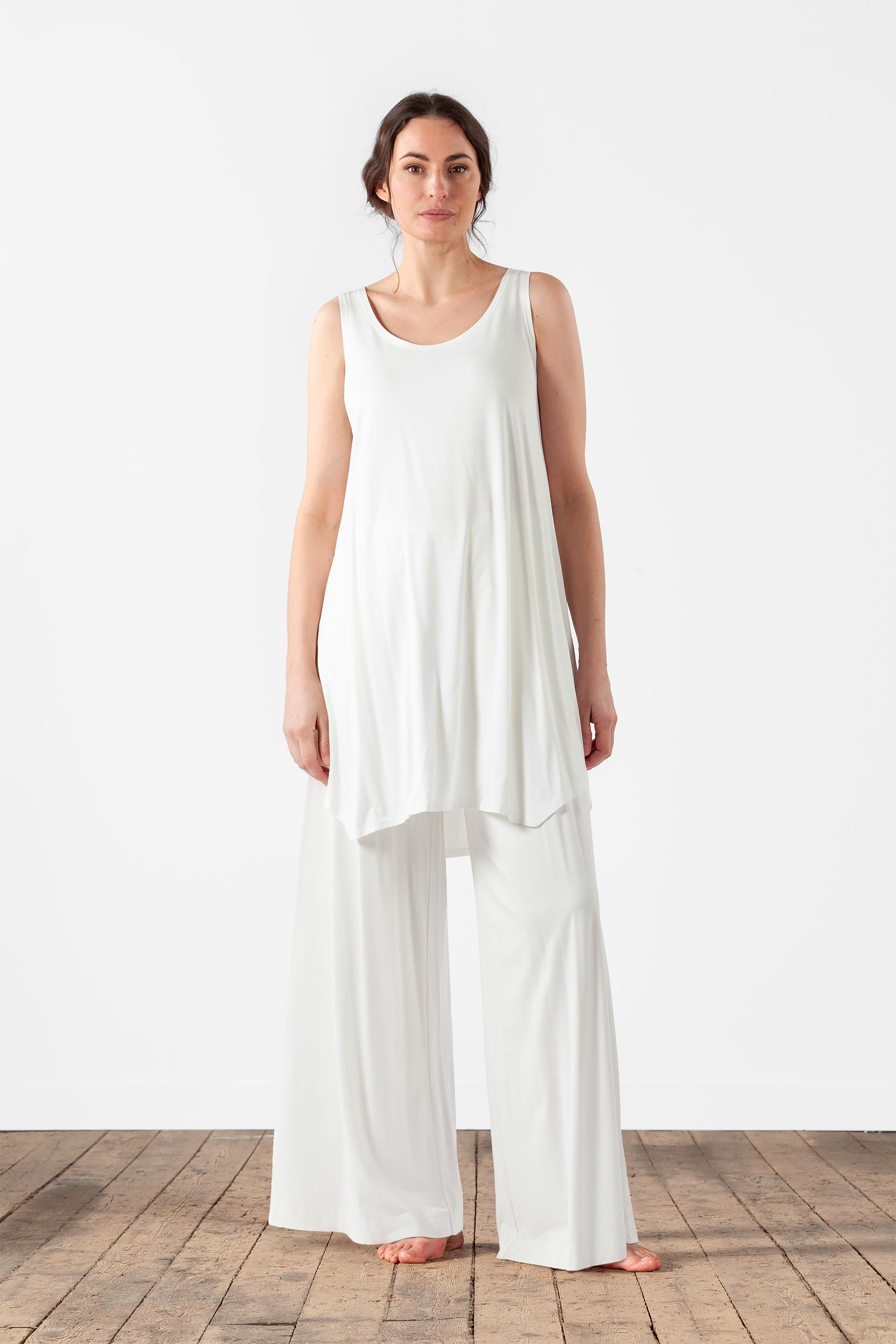 Sleeveless a-line viscose tunic