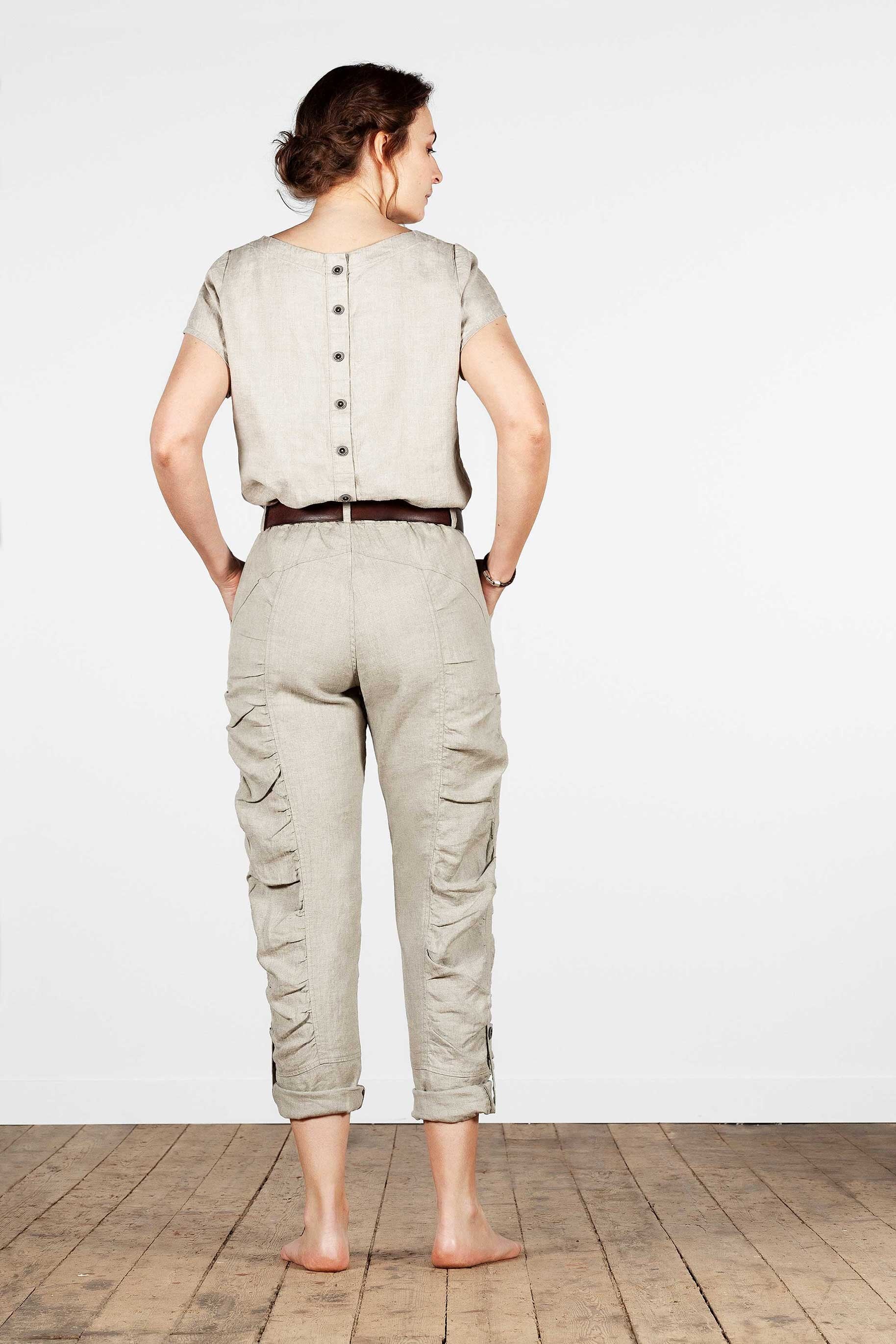 Pleated linen trousers