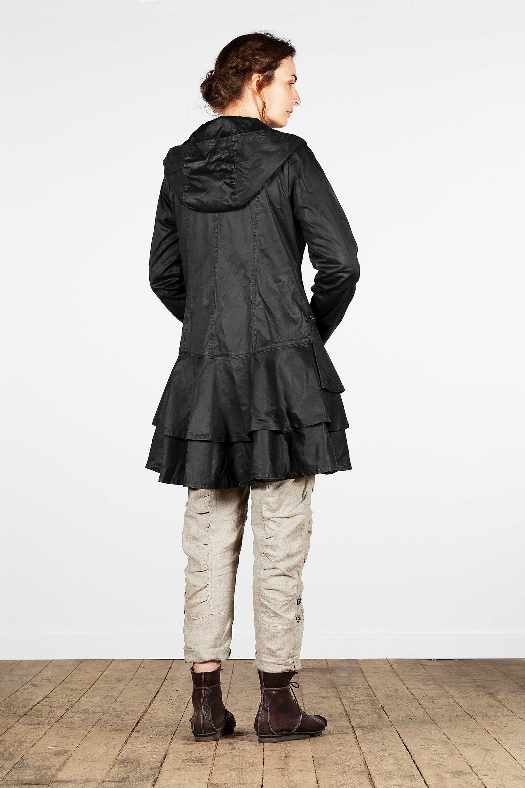 Lined waxed cotton jacket with ruffle