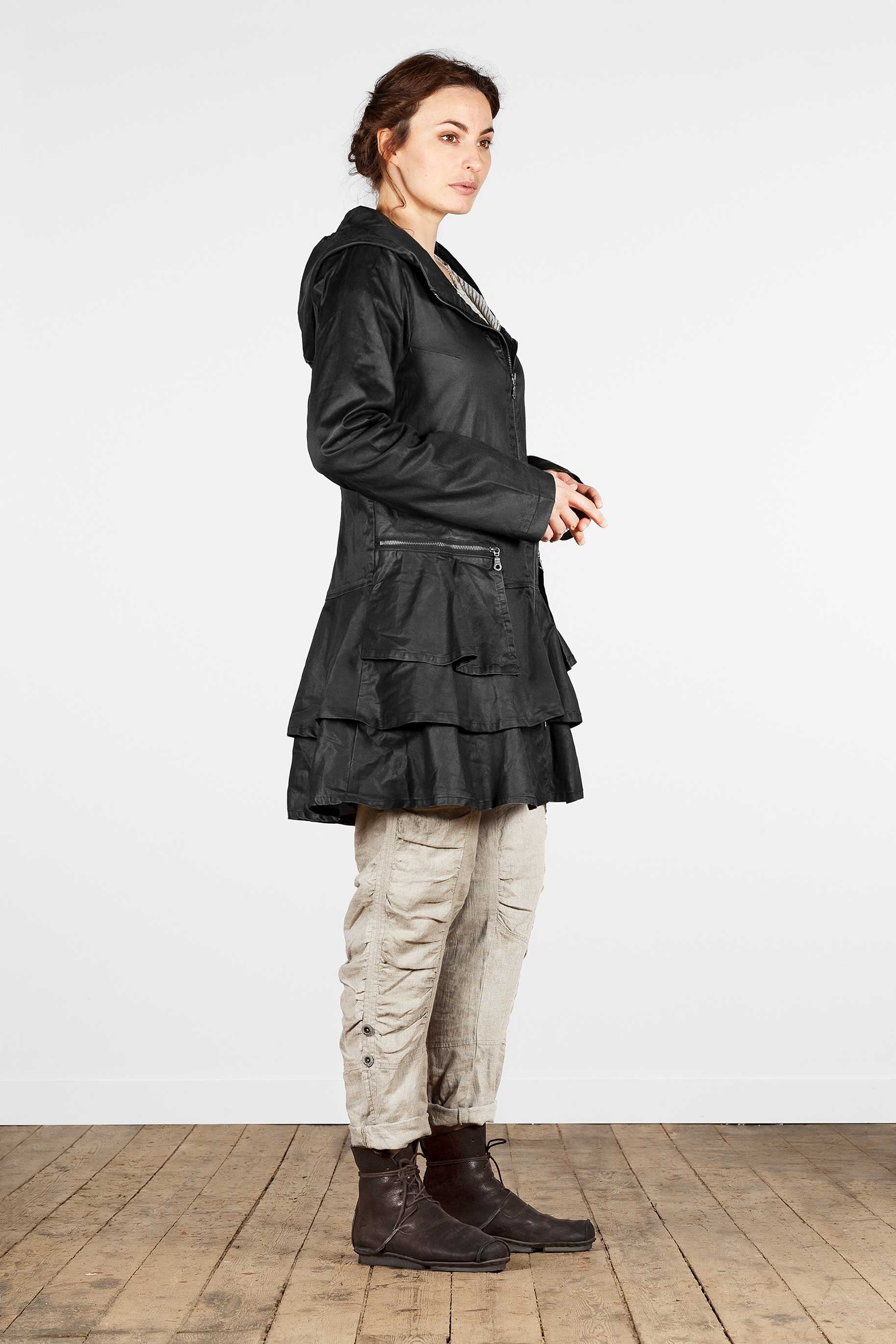 Lined waxed cotton jacket with ruffle