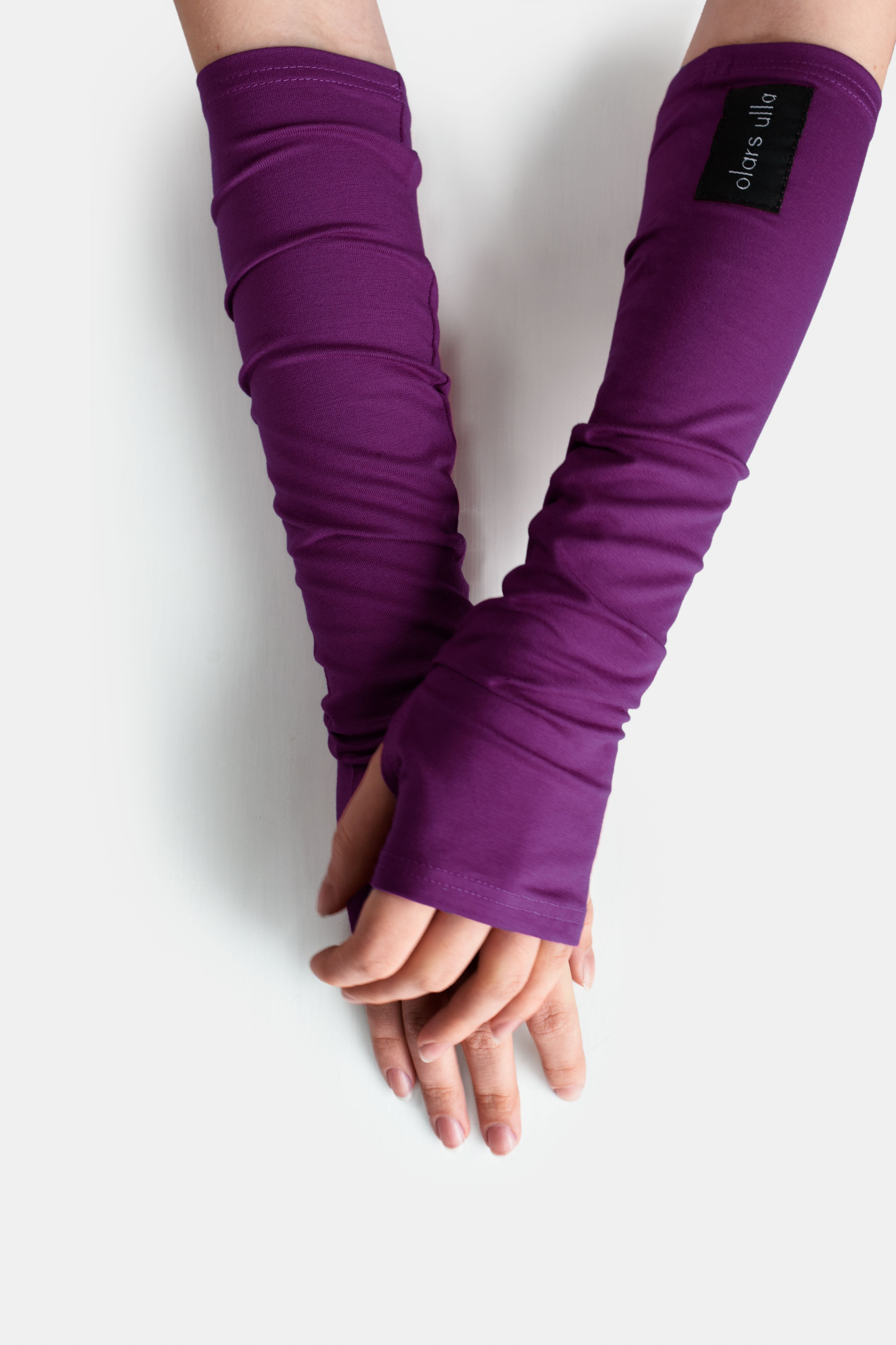 Viscose wrist warmers